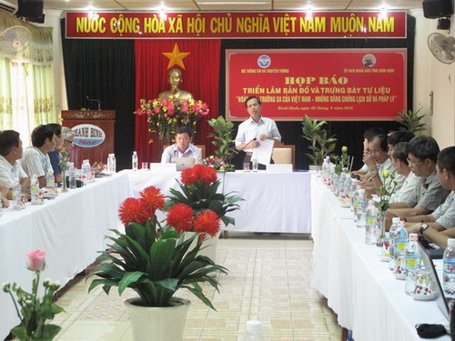 Exhibition “Hoang Sa, Truong Sa belong to Vietnam – historical and legal evidence” opens - ảnh 1